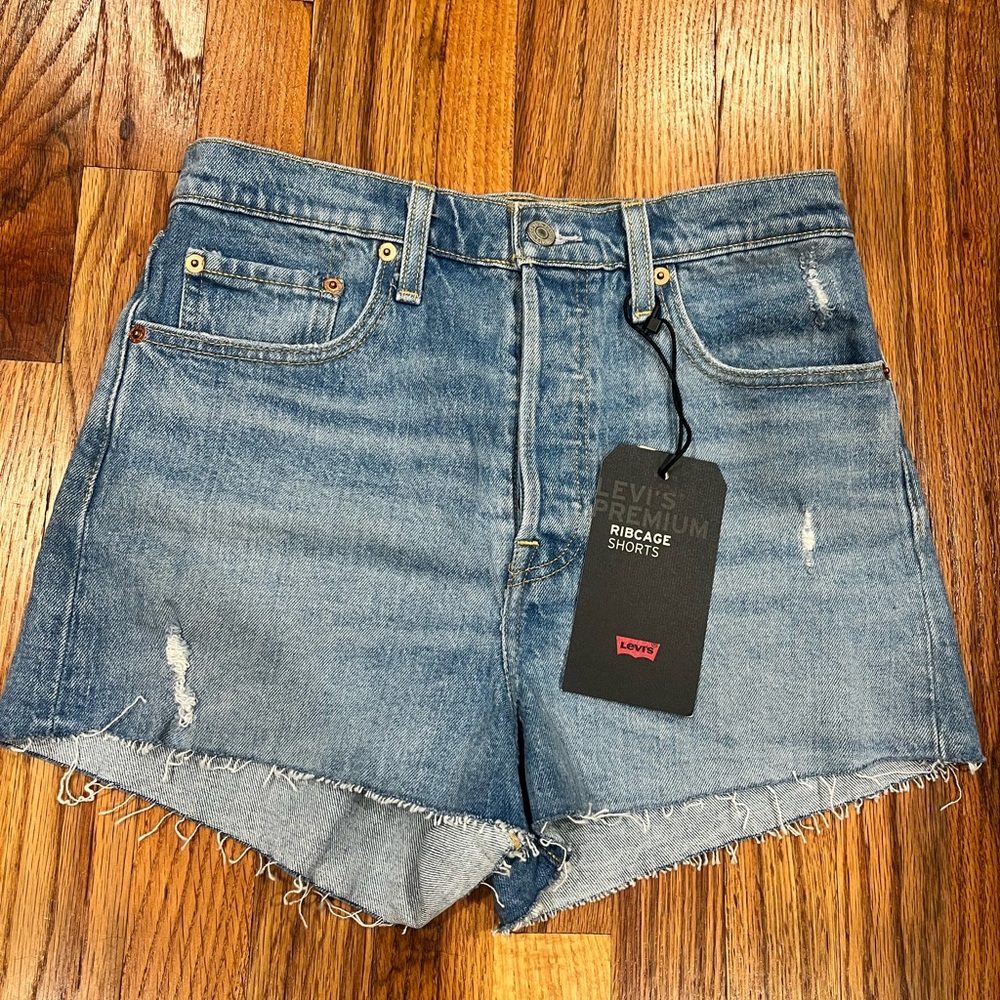 NWT Levis Ribcage Jean Shorts Womens 28 Premium Blue Super High‎ Rise Denim